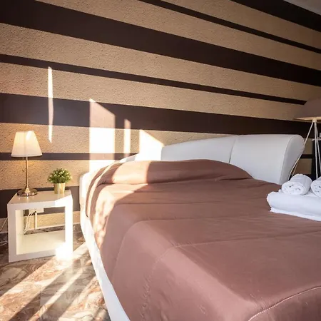 Cconforthotels R&b Semplici Emozioni Бари