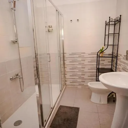 Cconforthotels R&b Semplici Emozioni Гостевой дом Бари