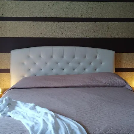 Cconforthotels R&b Semplici Emozioni Гостевой дом 2*