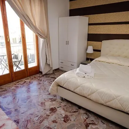 Cconforthotels Semplici Emozioni 巴里