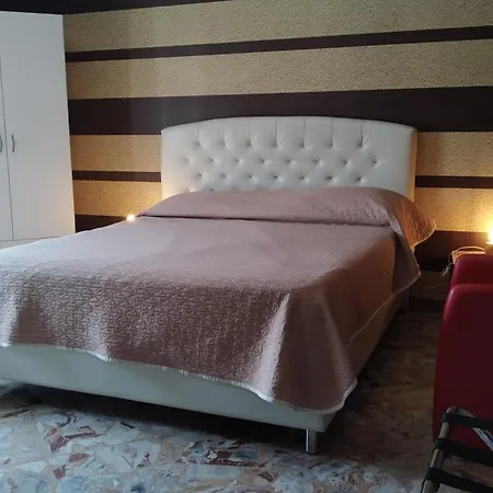 Cconforthotels R&b Semplici Emozioni Penzion 2*