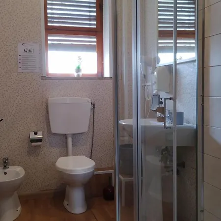 Cconforthotels R&b Semplici Emozioni 2* Bari