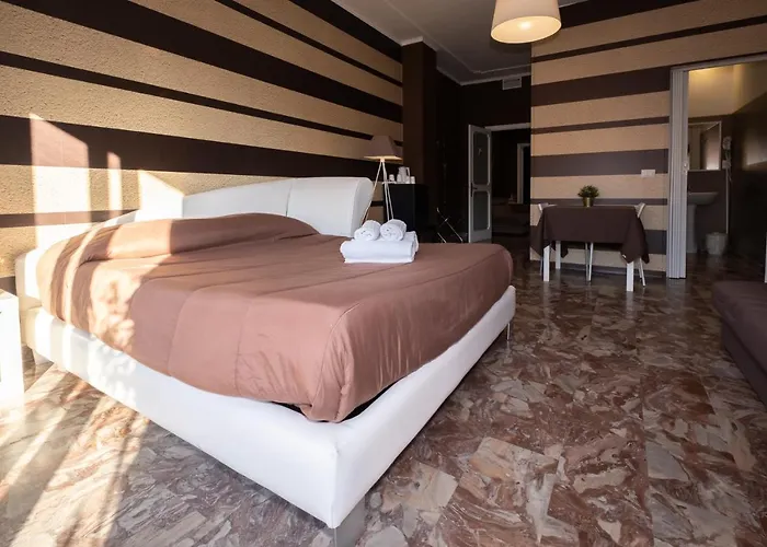 Cconforthotels Semplici Emozioni 3* בארי