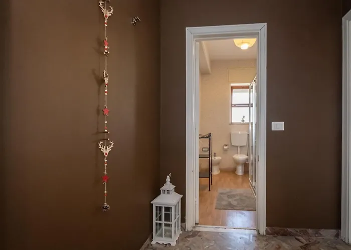 Cconforthotels Semplici Emozioni ゲストハウス バーリ