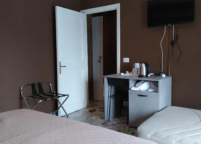 Cconforthotels Semplici Emozioni ゲストハウス