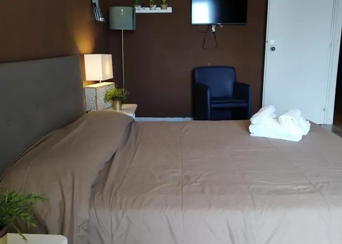 Cconforthotels Semplici Emozioni בארי