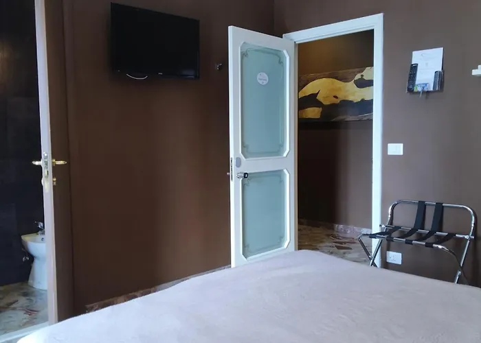 ゲストハウス Cconforthotels Semplici Emozioni