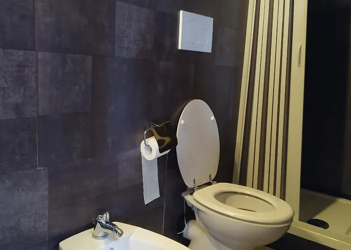 ゲストハウス Cconforthotels Semplici Emozioni 3*