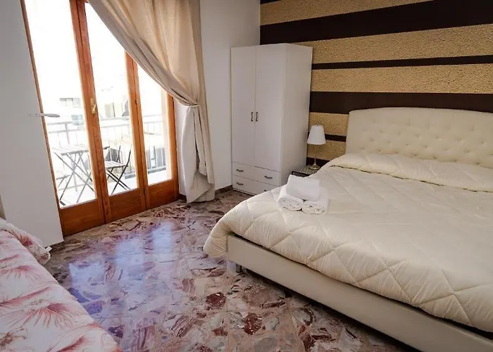 Cconforthotels Semplici Emozioni バーリ