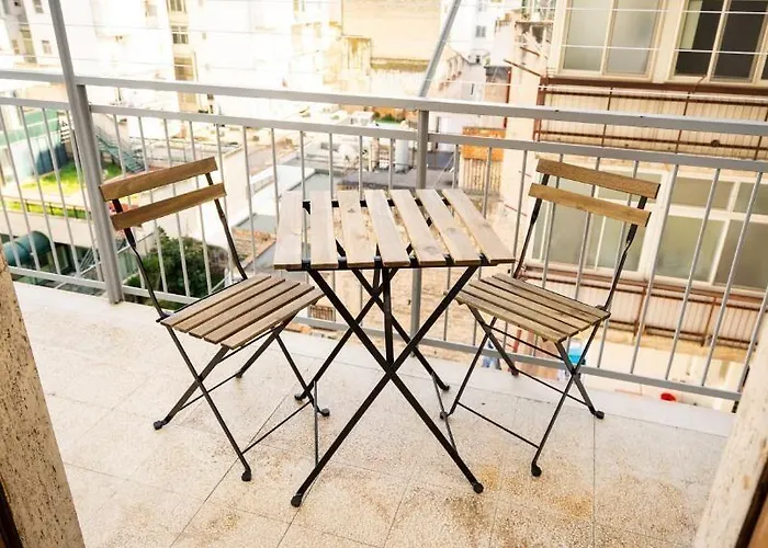 Cconforthotels Semplici Emozioni ゲストハウス バーリ