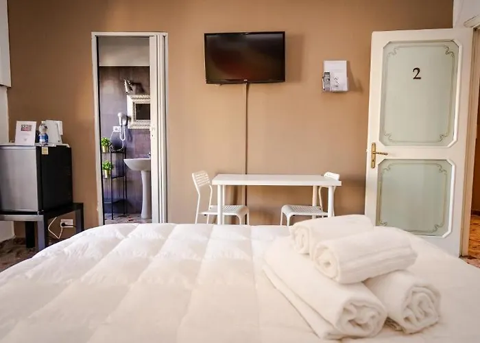 Cconforthotels Semplici Emozioni ゲストハウス バーリ